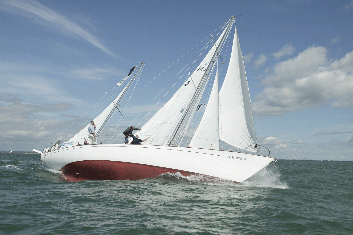 7-GM-sailing.gif